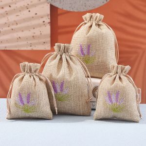 Väskor 50st/Lot Imitation Linen Canvas Lavender DrawString Bags Gift Packaging Party Favor Candy Burlap Pouch