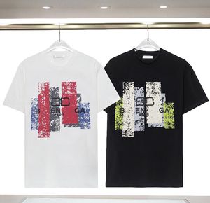 2024 Новые мужские футболки по половым футболкам в парижских граффити и напечатанном полярном стиле летняя одежда с уличными чистыми хлопковыми футболками