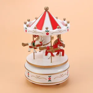 Figuras decorativas Caixa de madeira de madeira Caixa de música Toy Desktop Gifts para o Dia dos Namorados do aniversário de Natal (vermelho)