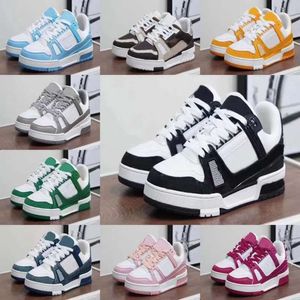 Designer Trainer Louies Vuttion Shoe with Box Luxury Trainer Sneakers White Black Fashion Brand Men Designer Shoes Genuine Leather Sneaker Size 35-46 227