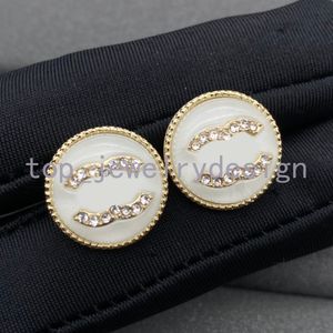 High-end Charm Earring Designer Ear Stud 18K Gold Plated Copper Earrings Fashion Womens Design Brand Letter Diamond Pearl Womens Wedding Jewelry Gifts