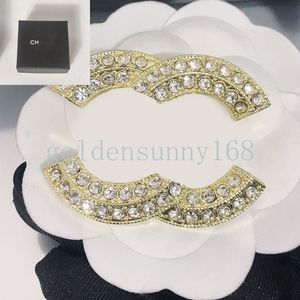 Men Womens Designer Brand Letter Brooches 18K Gold Plated Inlay Crystal Jewelry Brooch Charm Pearl Pin 2024 Marry Christmas Party Gift Accessorie with Box