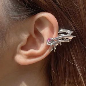 Charm Fashion Sliver Color Butterfly Elf Ear Clip Punk Liquid Metal Wing Ear Cuff No Piercing Earrings for Women Girls Jewelry