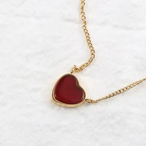 Colares pendentes Colar de coração carneliano vermelho para mulheres Aço inoxidável Pedra natural Acessório minimalista simples da moda