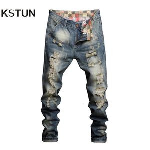 Rippade jeans för män rakt löst fit vår och sommar ihålig ut gatukläder Hip Hop Pants Herr Biker Bekistfri 240417