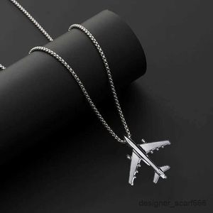 Pendant Necklaces Classic niche design trendy mens and womens airplane necklace simple hip-hop nightclub dance cute airplane pendant gift