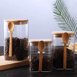 Recipientes de armazenamento de poupadores de alimentos 1-1.5L Square Glass Storage Storage com colher e tampa de bambu usada para os organizadores de cozinha de grãos de café H240425