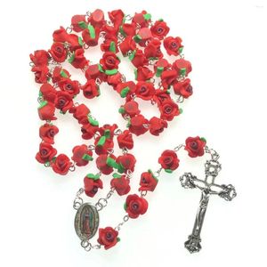 Anhänger Halsketten handgefertigt katholische Rosenkranz Halskette Weiche Keramik Rosenperlen Polymer Ton mit Jesus Cross Jungfrau Guadalupe Center