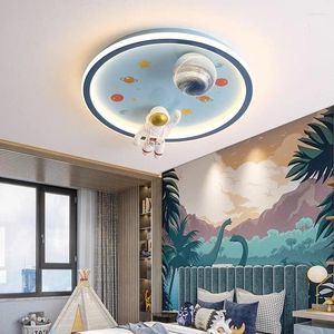 Luci del soffitto Spazio astronauta a led da letto a led da letto leggero fumetti creativi vivai per bambini lampade per decorazioni giovanili