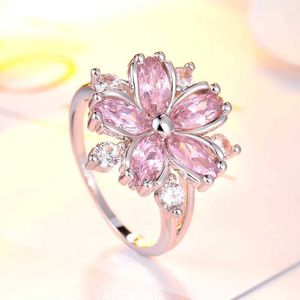 Bandringar Elegant Fashion Sakura Princess Engagement for Bride Jewelry Romantic Cherry Blossom Zircon Lady H240425