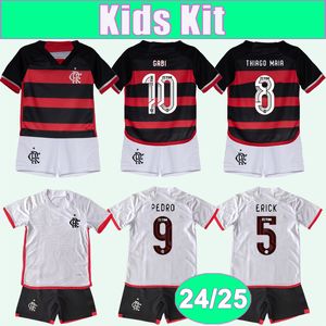 24 25 Flamengo Kids Kit 축구 유니폼 Pedro Erick Erela Ayrton Ayrton L. Araujo Lucas Home Child Suit 축구 셔츠 짧은 유니폼