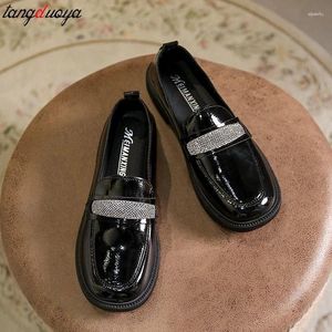 Casual Shoes Rhinestones Damskie mokasyna Mary Janes Round Toe Flats Vintage Kobiety poślizgną