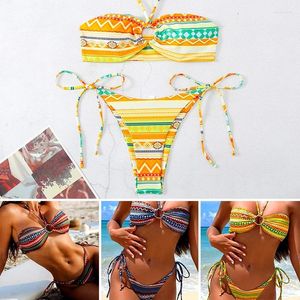 Mutade feminina 1pc Summer praia praia Multicolor Stripes Sexy Bikini de biquíni étnico estilo de pescoço pendurado e ultra fino respirável