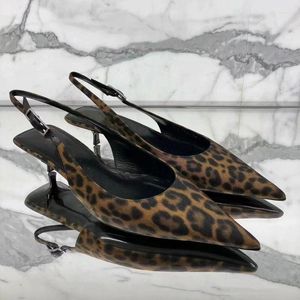 Scarpe casual Summer Women Hight Teli vintage Leopard Slingback Pumpe Pompe a punta sandali di punta Elegante 2024 moda