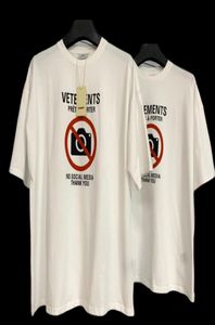 21SS Europa Frankreich Vetements Shop Kein sozialer Medien Antisoziale Stickerei T -Shirt Fashion Herren T -Shirts Frauen Kleidung Freizeit Baumwolle T4115084