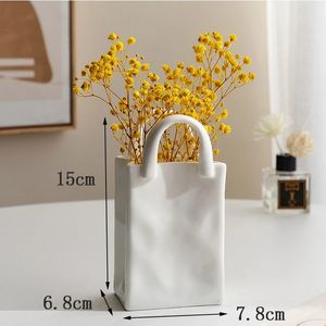 Nordic Portable Vase White Ceramic Flower Modern Home Decor Accessories Living Room Decoration Garden Bedroom Ornaments 240411