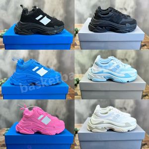 Två skosnören Triple S Designer Dad Shoes Män Kvinnor Plattform Sneakers Clear Sole Black White Red Royal Neon Green Mens Trainers Tennis Storlek 35-46 med låda