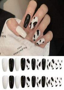 Impressão de vaca unhas falsas caixões brancos preto manchas pretas unhas falsas design uv gel francês de verão fofo unhas 2674063