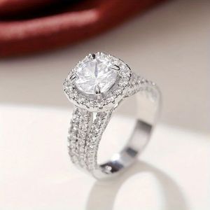 Design Lassic Zirconia Mulheres Anéis de noivado de casamento Anéis de jóias de noiva Micro Pave de 3 fila anel de zircão para mulheres Engajamento