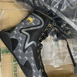 Stiefel 2024 Neue Wrestlingschuhe Männer Frauen Designer Boxschuhe Herren Kämpfe Schuh tragbarer Innensportschuh Big Boy Big Boy