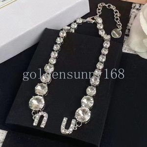 Crystal Neckalce Designer Schmuck Halsketten Brand Brief Anhänger Choker Frauen 18k Edelstahl Charme Damen Perlenketten Hochzeit Schmuckzubehör Accessoires