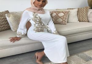 2021 Embroidery Abaya Dubai Turkiet Muslimsk klänning Kaftan Islamiska kläder Indiska kvinnor Robe Musulman Femme Vestidos1505089