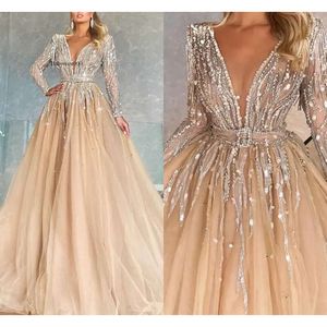 Champagne aftonklänningar långa ärmar pärlstav paljetter som kastar v hals en linje golvlängd plus storlek veck prom klänning formell anpassad vestidos