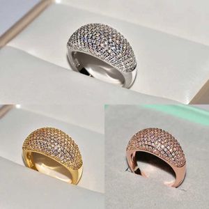 Band Rings Luxury Starry Full of Zircon Plated Ring for Ladies Fashion Jewelry Wedding Party Engagement H240425