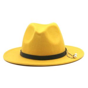 Breda randen hattar hink hattar filt hatt med pärlorprydnader för män kvinnor fashionabla fedora hatt y240425