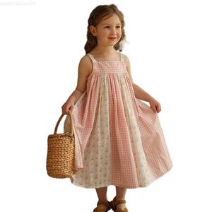 Girl's Dresses Childrens Plaid Dress Pastoral Floral Skirt Girl Princess Dress Childrens Patchwork Slip Dress Party Sleeveless DressL2404