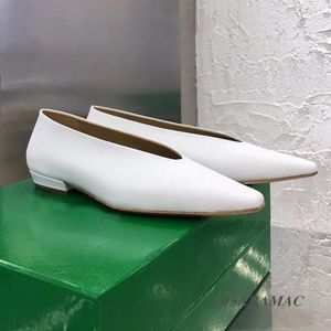 Casual Shoes Square Toe äkta läder mogna damer pumpar platt häl slip-on loafers kvinnors designer hög kvalitet