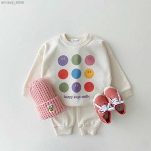 Kläder set Korea Autumn Kids Clothing Set Babed Girls Cartoon SMILE FACE Sweatshirt Topps+Jogger Pants Set Casual Boys Solid Suit Outfits Newl2404