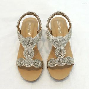 Sandali donne bohémien estate cunei tiellati tiellati femminile sandalies sandalias signore comode scarpe casual di grandi dimensioni 36-42