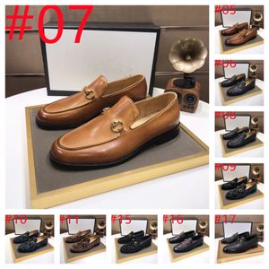 63 Style Luxurys Männer Derby Schuhe Blau weiße Drucklaut-On atmungsaktiven Party Designer-Kleiderschuhe für Männer mit kostenlosen Versand Zapatos de Hombre Männer Schuhe Schuhe