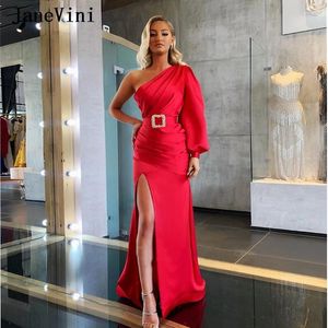 Party Dresses Janevini Elegant Arabic One Shoulder Red Mermaid Evening Long Sleeves Crystals Sash Satin Sweep Train Women Gowns