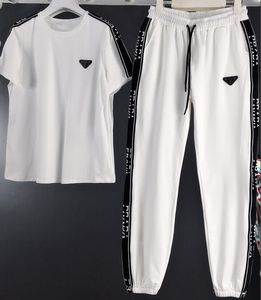 NEW Women's Tracksuits triangle brand Casual sports Suit T-shirt pants 2 Piece Set pure cotton designer Tracksuits