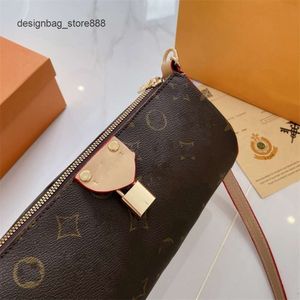 Luxury Leather Designer Brand Women's Bag Classic Vintage Crossbody One Womens