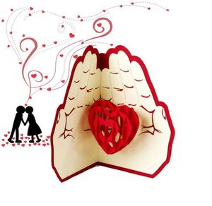 Najnowsza miłość w ręce 3D Pop -Up Cining Carding Valentine Day Anniversary Birthday Christmas Wedding Cards Prezenty pocztowe WX4505440