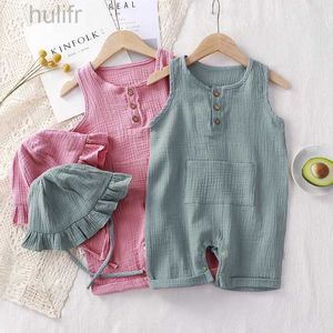 Rompers 2pcs/set baby Summer Clothing Solid新生児幼児ロンパー付き帽子モスリンコットンノースリーブの男の子の女の子ジャンプスーツ服d240425