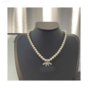 18 Stil dubbel bokstav hänge halsband guldpläterade crysatl pärla strass tröja halsband för kvinnor bröllopsfest juveler tillbehör