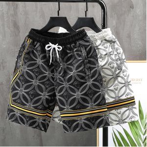 2024 Новый размер 5xl 6xl 7xl Fashion Shorts Мужчины удобная одежда для одежды Эластичная талия мужская дышащая короткие брюки