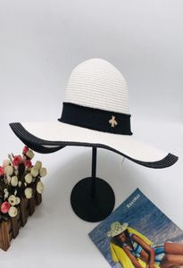 Luxury Little Bee Beach Hat Summer Fashion Street Hatts For Woman Justerbara CAPS Womens White Black Cap Highly Quality8195148