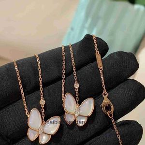 Designer Collana di lusso Fanjia versione alta farfalla fritillaria v Gold Fashion Collar a catena versatile Cintura di diamante Elettroplata CNC Precisione CNC