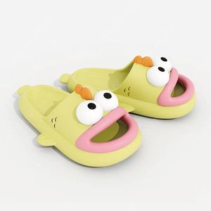 Hausschuhe Sandalen Frauen Sommer Hausschuhe süße Innensandalen rosa gelbe Anti -Schlupf -Anti -Slip -Badezimmer -Badezimmer -Plattform DH27