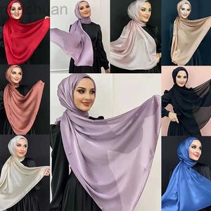 Hidżabs muzułmański szal szal kobiety luksus Abaya jedwabne satynowe hidżab ramadan hidżabs for woman abayas koszulka sukienka turban instant podkładka d240425