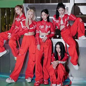 Sahne Wear Woman Group Kpop Dansçı Kıyafet Şarkıcı Dansçı Caz Dans Kostümü Kırmızı Hip Hop Giyim Sahne Performans Giyim D240425