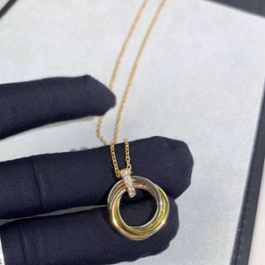 Original designer Carter Classic Three Color Ring Necklace with Shiny Surface and Interlocking Collar Chain Circular Pendant for Women