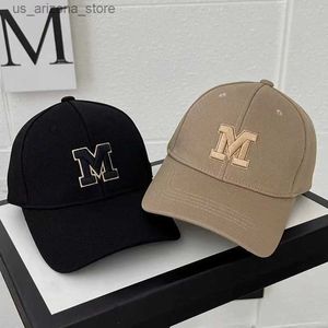 Ball Caps Moda Marka Tasarımcı Kadın Beyzbol Şapkası Sunhats m GENODED GORRAS KPOP Chapeau Kadınlar Visors Hip Hop Hat Dropshipping Q240425