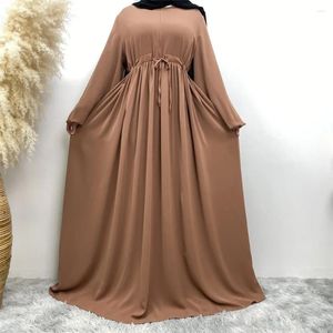 Ethnische Kleidung Feste Farbdehnung Ärmel vorne Abayas für Womne O-Neck einfache Drawschnelle Frauen Kleid Abaya Dubai Frauen Muslim