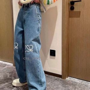 Loewew Jeans Loeweee 24Ss Women Jeans Designer Pants Womens Men Letter Embroidered Graphic Denim Trousers Loose Jeans Luxury Fashion Solid Color Denim Pants 432